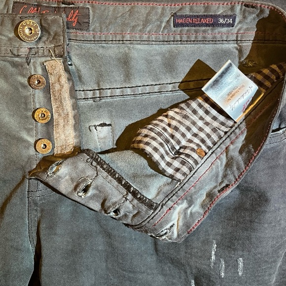 CULT OF INDIVIDUALITY brand Hagen style relaxed jeans. Size 36/34. Gently worn. - Picture 4 of 7